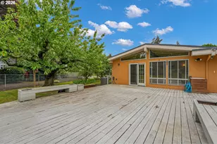 19555 NW Melrose Dr, Portland, OR 97229 - Photo 18