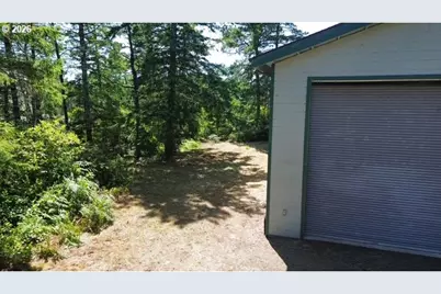 88960 Sutton Lake Road, Florence, OR 97439 - Photo 16
