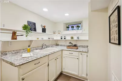 7427 SE Woodstock Blvd, Portland, OR 97206 - Photo 30