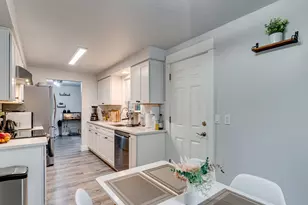 1307 SE 61st Pl, Hillsboro, OR 97123 - Photo 18