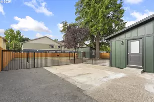 1180 SE Maple St, Hillsboro, OR 97123 - Photo 40