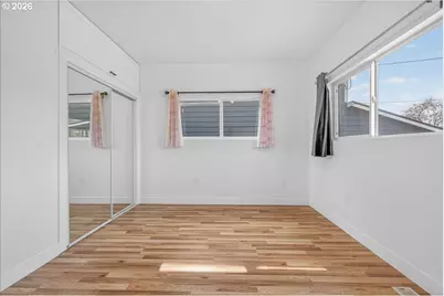 2704 SE 84th Ave, Portland, OR 97266 - Photo 40