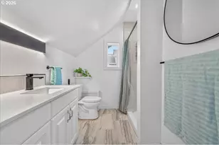 2704 SE 84th Ave, Portland, OR 97266 - Photo 24