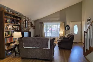 110 SE Cerrito Ct, Myrtle Creek, OR 97457 - Photo 6