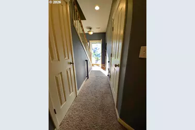 2543 NW 2nd Ter, Gresham, OR 97030 - Photo 2