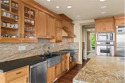 9734 NW Skyline Heights Dr, Portland, OR 97229 - Photo 14