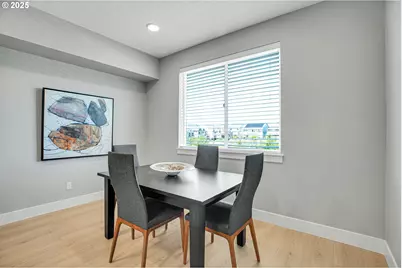 16505 NW Liberty St, Portland, OR 97229 - Photo 8