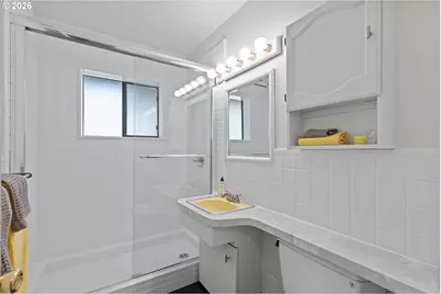 12523 NE Hassalo St, Portland, OR 97230 - Photo 22