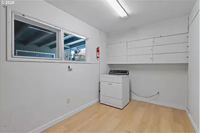 12523 NE Hassalo St, Portland, OR 97230 - Photo 24