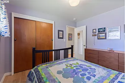 12523 NE Hassalo St, Portland, OR 97230 - Photo 18