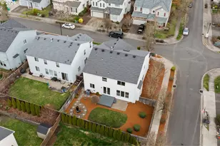 15642 SE Bollam Dr, Clackamas, OR 97015 - Photo 36