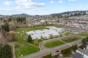 15642 SE Bollam Dr, Clackamas, OR 97015 - Photo 38