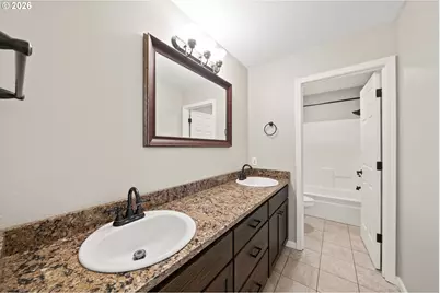 15642 SE Bollam Dr, Clackamas, OR 97015 - Photo 30