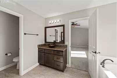 15642 SE Bollam Dr, Clackamas, OR 97015 - Photo 26