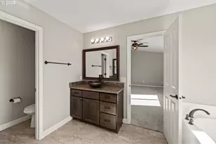 15642 SE Bollam Dr, Clackamas, OR 97015 - Photo 26