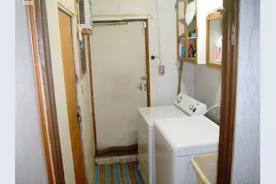 527 S Dewey St, Union, OR 97883 - Photo 14