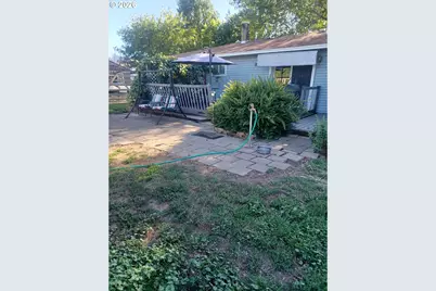 527 S Dewey St, Union, OR 97883 - Photo 16