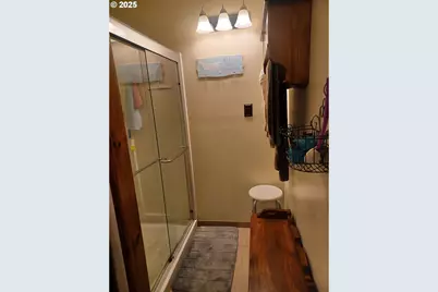 527 S Dewey St, Union, OR 97883 - Photo 12
