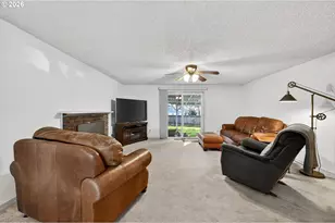 1333 SW 5th Pl, Gresham, OR 97080 - Photo 10