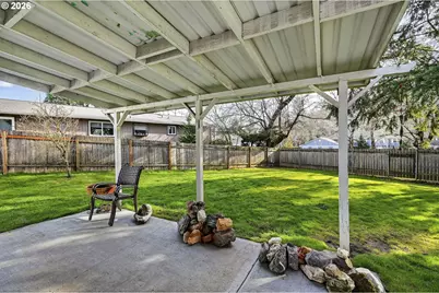 1333 SW 5th Pl, Gresham, OR 97080 - Photo 30