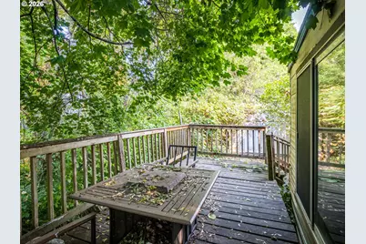 8039 SE Monterey Ave, Milwaukie, OR 97222 - Photo 16
