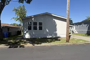4682 SE 134th Dr, Portland, OR 97236 - Photo 2