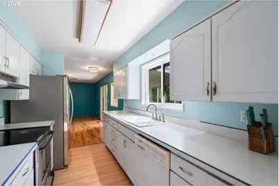 1605 Juniper St, Forest Grove, OR 97116 - Photo 10