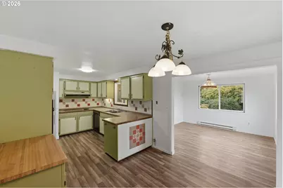 2350 High St, Reedsport, OR 97467 - Photo 10