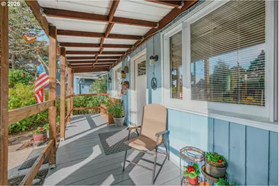 1705 NW 22nd St, Lincoln City, OR 97367 - Photo 4