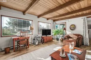 1705 NW 22nd St, Lincoln City, OR 97367 - Photo 10