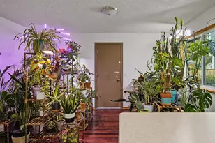 1960 SW 13th Ct, Gresham, OR 97080 - Photo 8