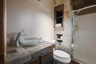 1960 SW 13th Ct, Gresham, OR 97080 - Photo 22