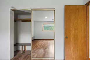 1960 SW 13th Ct, Gresham, OR 97080 - Photo 24