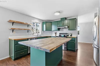 728 E Heritage Loop, La Center, WA 98629 - Photo 10