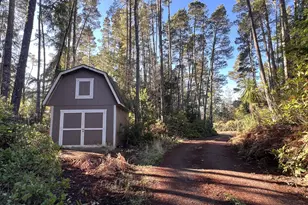 55769 Prosper Jct Rd, Bandon, OR 97411 - Photo 2