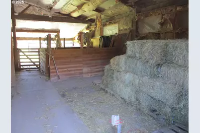 13580 Keasey Rd, Vernonia, OR 97064 - Photo 24