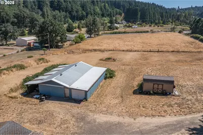 92891 Allens Aly, Cheshire, OR 97419 - Photo 6