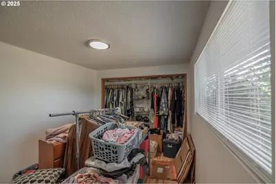 92891 Allens Aly, Cheshire, OR 97419 - Photo 20