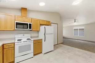 4439 Longacres Ave, Salem, OR 97301 - Photo 16
