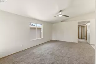 4439 Longacres Ave, Salem, OR 97301 - Photo 6