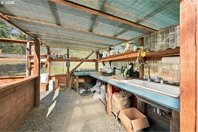 451 Woodruff Mountain Rd, Roseburg, OR 97471 - Photo 32