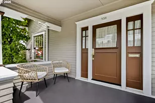 530 SE 71st Ave, Portland, OR 97215 - Photo 2