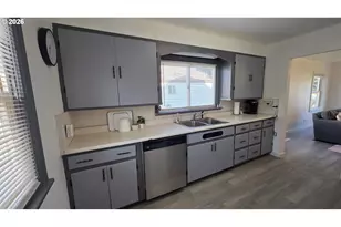 511 E Burgen St, Goldendale, WA 98620 - Photo 4
