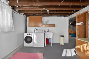 2704 SE Harrison St, Portland, OR 97214 - Photo 30