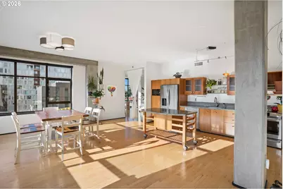 333 NW 9th Ave #1015, Portland, OR 97209 - Photo 14