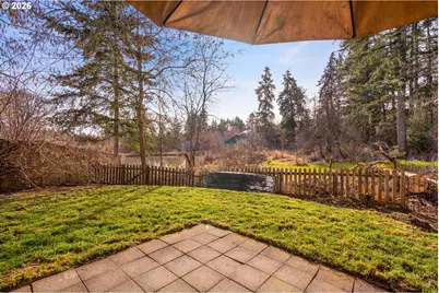 17760 SW Zenith Pl, Beaverton, OR 97007 - Photo 44