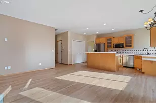 17760 SW Zenith Pl, Beaverton, OR 97007 - Photo 20