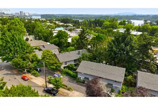 7408 S Virginia Ave, Portland, OR 97219 - Photo 24