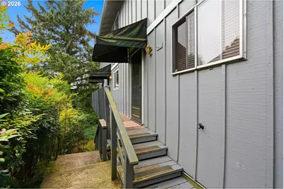 7408 S Virginia Ave, Portland, OR 97219 - Photo 1