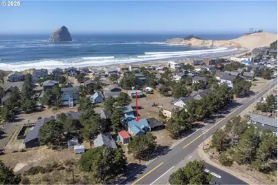 33520 Cape Kiwanda Dr, Pacific City, OR 97135 - Photo 2